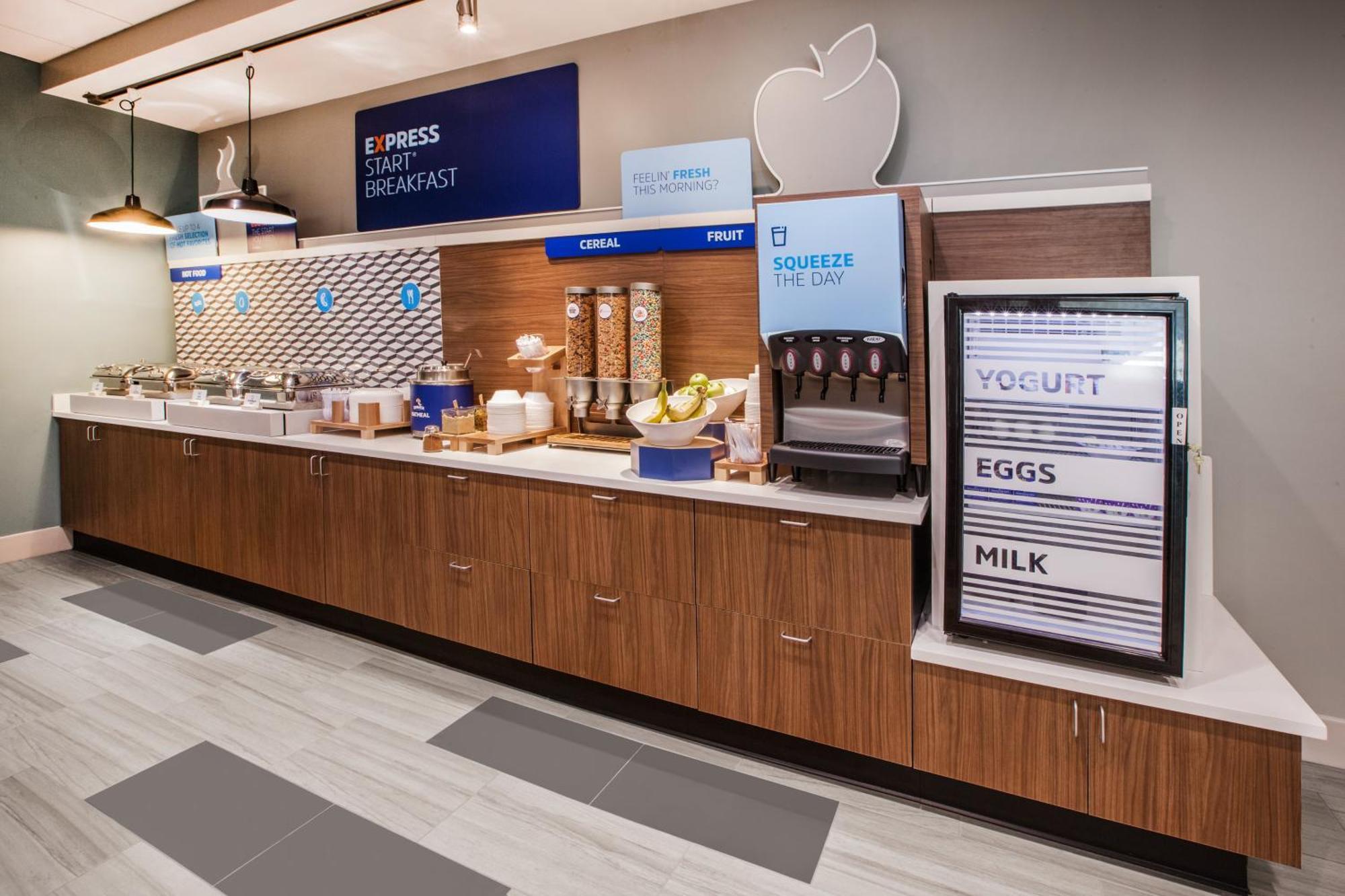 Holiday Inn Express & Suites Buford - Mall Of Georgia By Ihg Εξωτερικό φωτογραφία